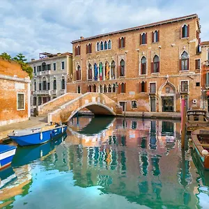 Hotel Palazzo Marcello Al Sole ***