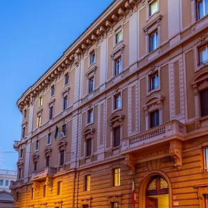 https://piccolo-imperiale.it-romehotels.com